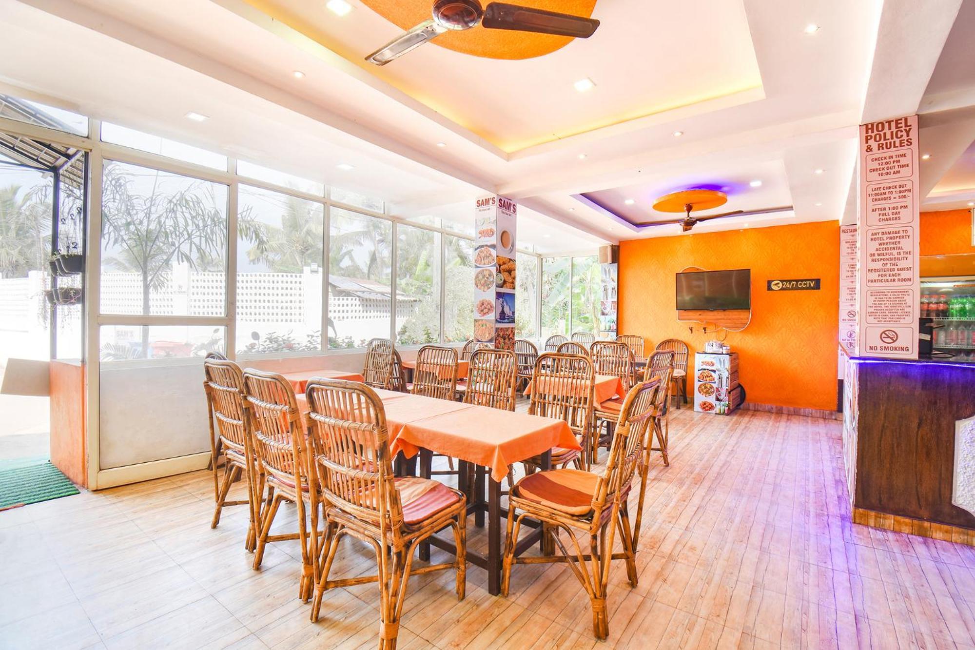 Hotel Fabexpress Shanel Beachside - Tito's Lane,